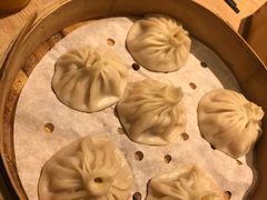 鲜虾蟹籽灌汤包-老班长手工灌汤包(望京华彩店)