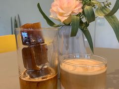 黑砖拿铁-dotcom coffee古点咖啡(致真大厦店)