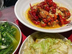 -龙巢盱眙龙虾·牛蛙·烧烤宵夜(八卦岭店)