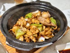 啫啫牛蛙煲-肥仔文澳门猪骨煲(南京西路店)