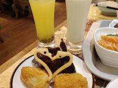 -雍和会海鲜姿造自助(湖东路店)