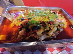 -霸气大叔干锅鸭头·龙虾烧烤·川菜·赛事直播(三里屯店)