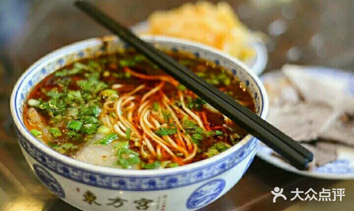 牛肉面，你值得去排队吃的美味！