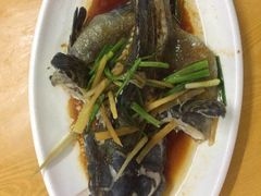 -小辣妹川味海鲜加工店(第一市场椰风巷店)