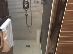 -全季酒店(上海徐家汇宜山路店)