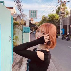 -茶发Salon·烫发染发理发