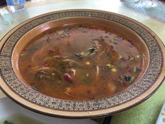 酸菜鱼-月落乌啼餐馆