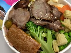 叉烧便当-台铁便当本铺(新左营店)