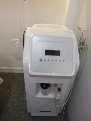 -斐尔国际皮肤管理中心