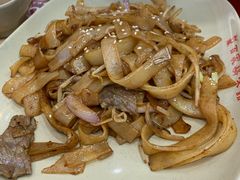 干炒牛河-百家鸡味馆(清泰店)