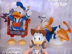 -名创优品(山东青岛华润万象城店)