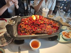 -江边城外烤全鱼(世茂广场店)