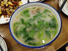 羊肉汤-清真·玛丽亚新疆菜主题餐厅(浙江中路店)