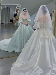 -艾米丽婚纱礼服