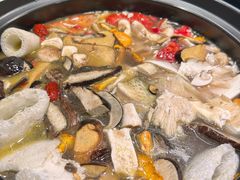 -野菌皇海景野生菌火锅(滨海大道店)