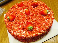 爱上草莓冰淇淋8英寸-八喜冰淇淋蛋糕(富国店)