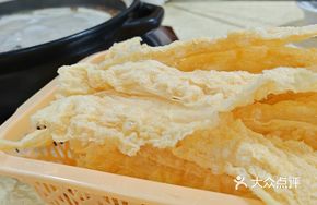Fried Tofu Skin with Soybeans