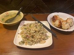 -舒蔡记生煎菜饭(云南中路店)