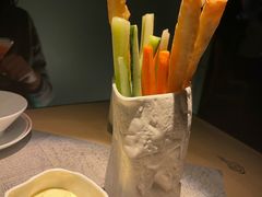 -穹六人间 people 6(岳阳路店)