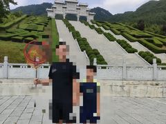 -九鼎铁刹山风景区