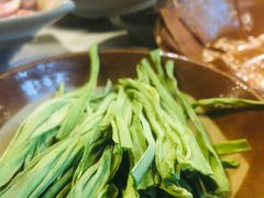 贡菜-周幺妹重庆老火锅(银泰城总店)