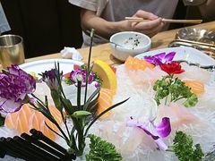 -青瓦餐厅·生鱼片·韩园烤肉(西塔店)