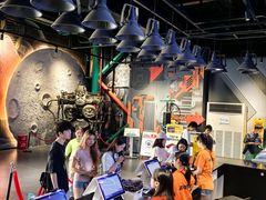 -极限PLAY运动娱乐新世界·团建派对潮玩休闲馆·室内蹦极高空游乐园