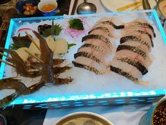 -红鼎豆捞·非遗鲍皇汤火锅(宝丰路店)