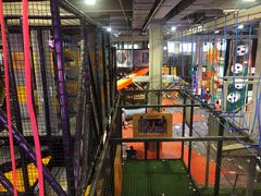 -嗨翻Hi-Fun竞技主题乐园·蹦床亲子生日轰趴(国光1937店)