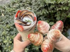 -哈尔滨烧烤·山河村铁锅炖(交大店)