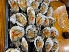 -蚝哥花姐湛江烤生蚝(美丽湾市场店)