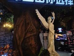 -暴风岛沉浸式体验馆(百联世纪店)