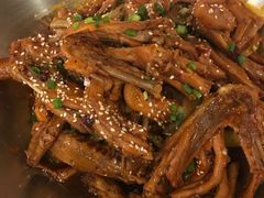 -张大师鸭爪爪特色干锅(南湖店)