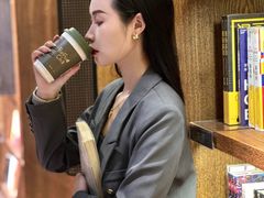 -半山书局(新世纪商城店)