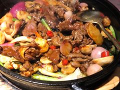 辣辣现啫吊龙牛肉-得意啫·广东啫啫煲(前海HOP店)