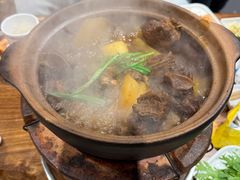 -阿润打边炉·鲜切鸡煲(华漕店)