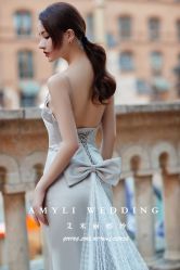 -艾米丽婚纱礼服