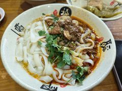 -任记七中刀削面(总店)