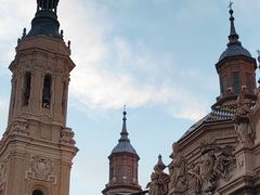 -皮拉尔圣母圣殿主教座堂