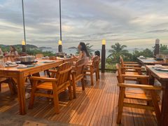 -渔家火锅·海鲜自助餐·演艺(亚龙湾天域酒店)