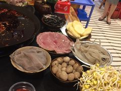 -利姐牧牛匠老火锅(兰花店)