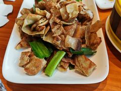 -莲餐厅·湖北菜·潜江小龙虾店(愚园路店)