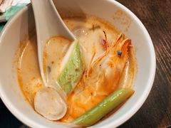 冬阴功-大头虾越式风味餐厅(光明广场店)