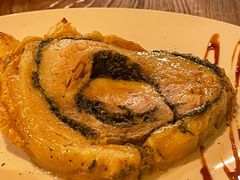 黑松露酱五花肉pizza-La Tavernetta(Bar à Vin)(乌鲁木齐路店)