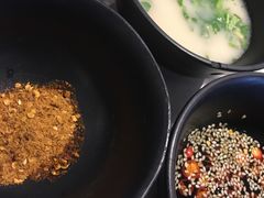 -尚尚仙·酸汤猪手·猪肚鸡火锅(华联万柳购物中心店)