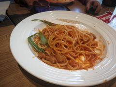 -必胜客(新中纬店)