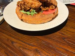 -Brut Eatery悦璞食堂(建国东路店)
