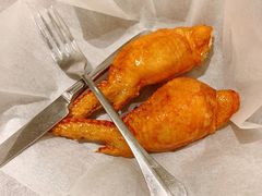 鲜虾胶酿脆皮鸡翅-港丽餐厅(杭大店)
