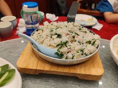 -侬佳蒸菜馆(听潮店)