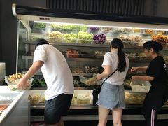 -万记麻辣烫国展总店